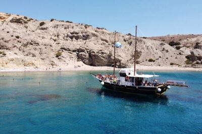 Daily Cruise - Koufonissia & Rina Cave - Stop 1: Kato Koufonisi Swimming and the Deck BBQ Lunch