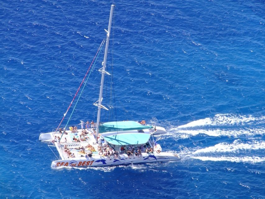 Desertas Islands Full-Day Catamaran Trip from Funchal - Lunch onboard with drinks: fueling a 9-hour day (and managing diet needs)