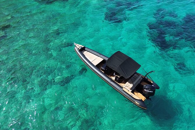 Discover Hidden Gems around Paros | Private Boat Tour - Safety and comfort in real Paros wind: shade limits happen