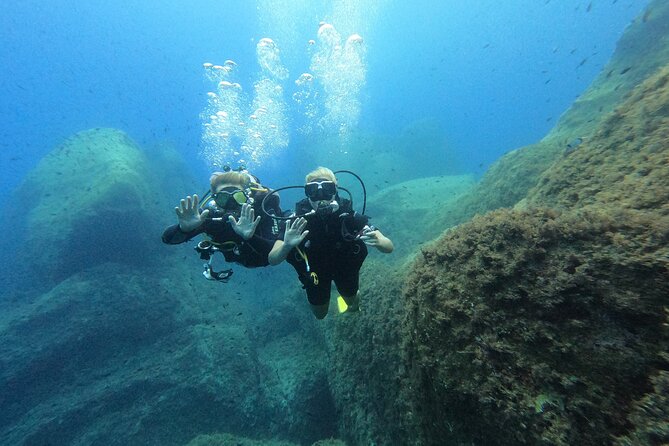 Discover Scuba diving in Villasimius - Getting oriented at Porto Turistico di Villasimius
