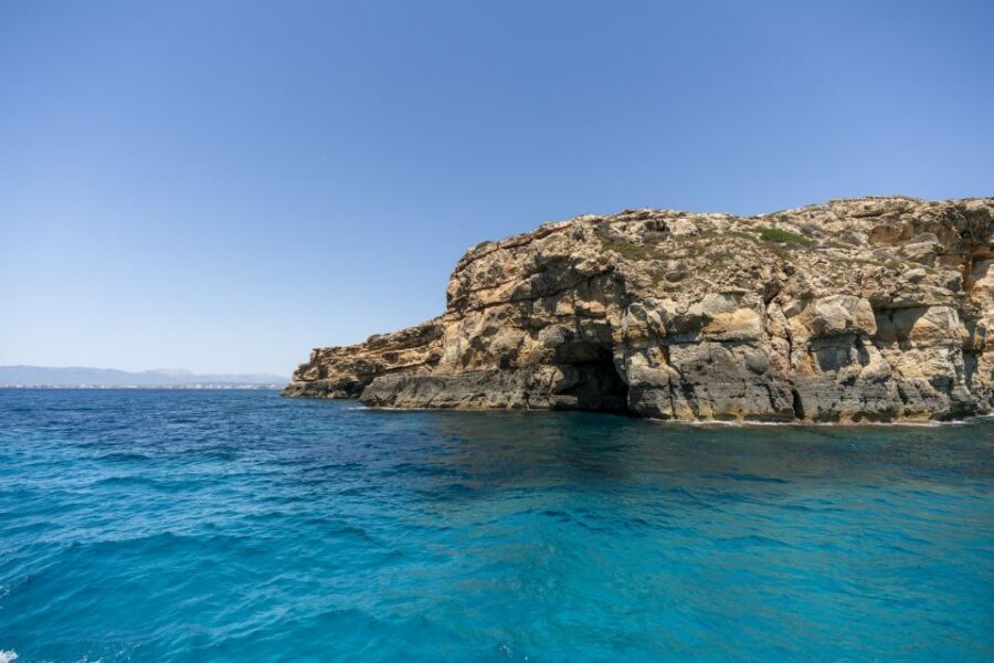 El Arenal, Mallorca: Bay of Palma Boat Tour with Snorkeling - The views: what you’ll actually see from the water