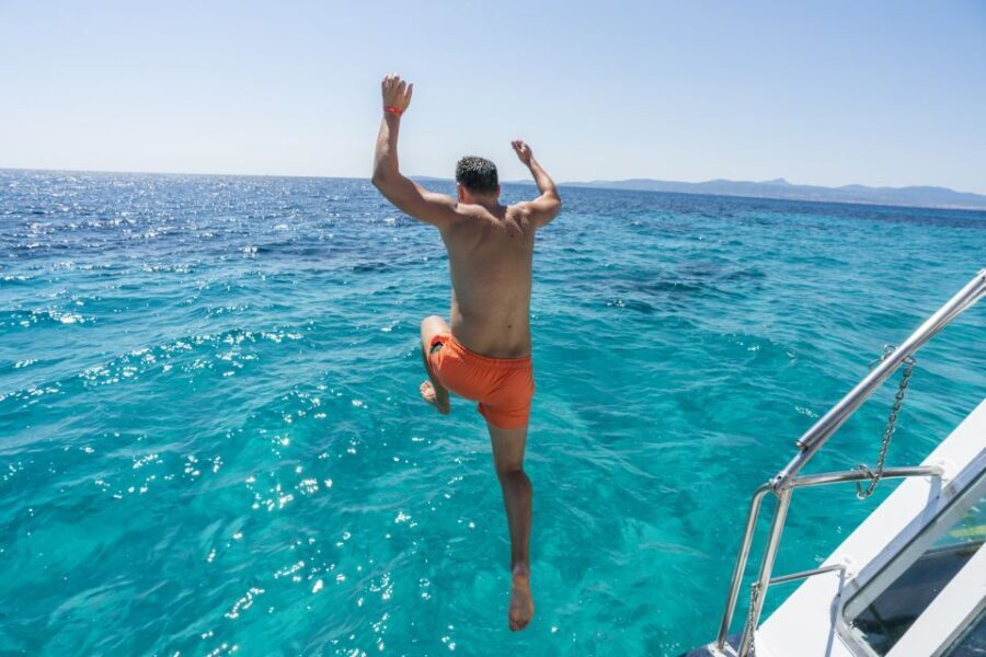 El Arenal, Mallorca: Bay of Palma Boat Tour with Snorkeling - Timing and movement: how the 2 hours usually play out
