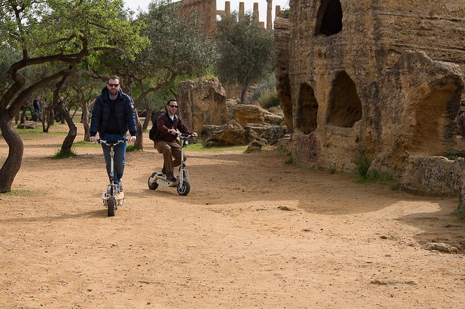 Electric scooter tour inside the Valley of the Temples Agrigento - Audio guide included: use it when you want the story