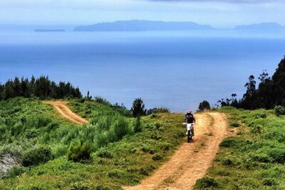 Enduro Dirt-Bike Tour - A Pro’s Approach to Safety: How the Guide Sets Your Pace