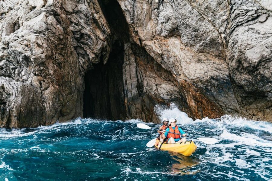 Es Figueral: Guided Kayaking and Snorkeling Tour - Meeting at Kayak-Ibiza: gear, briefing, and your first paddling reps
