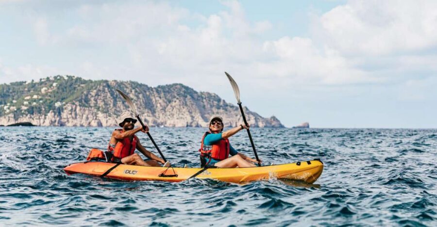 Es Figueral: Guided Kayaking and Snorkeling Tour - Group size, guide support, and what makes the safety feel real