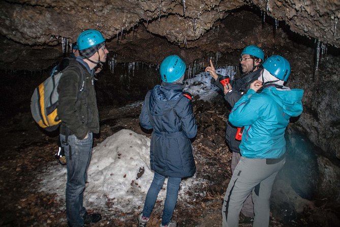 Etna Morning Experience con pranzo - Craters Silvestri: the guided trek to about 2,000 meters