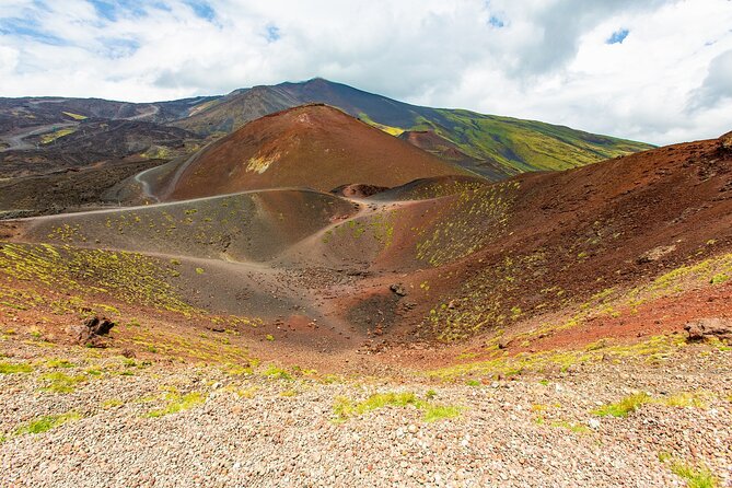 ETNA NORTH BASIC TOUR 2.000 mt - Jeep Along the 2002 Fracture: Faster, and Extra