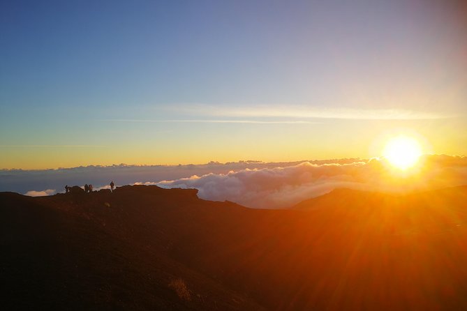 Etna Sunset Tour (starting from Catania) - Meeting up and getting to Etna: pickup and small-group logistics