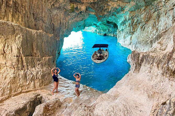 Exclusive Shipwreck & Blue caves Tour : Up to 10 guests - Sfogio Beach and White Beach: sand, shade, and boat-only calm