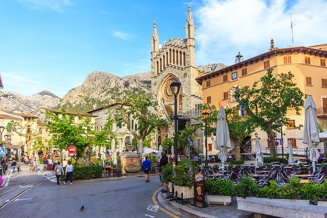 Excursion to Sóller and Puerto de Sóller with train and tram - Key Points at a Glance