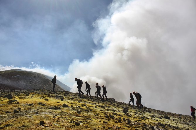 Excursion to the top of Etna |For good walkers (transport services not included) - Price value: $129.40 plus the cable car and day costs