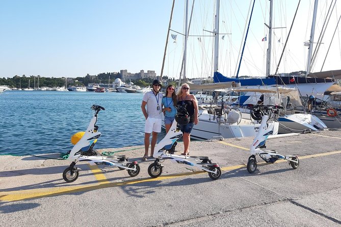Explore the new town and the medieval town of Rhodes on scooters - 3 hours - Aquarium of Rhodes and the coast toward Turkey