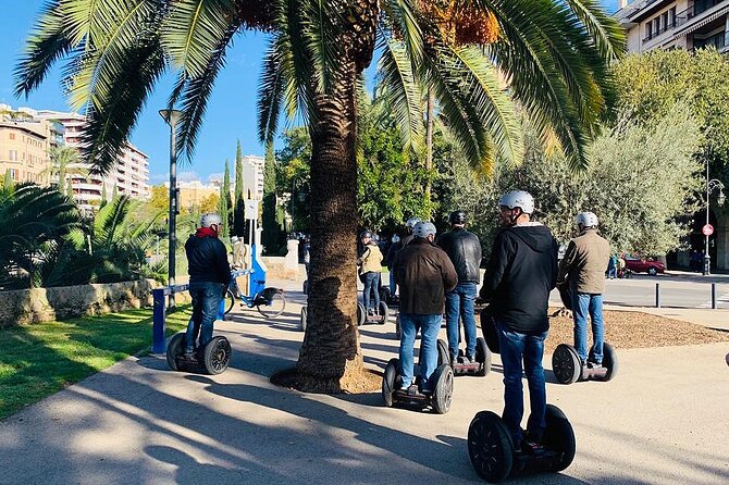 Express 1 hour Segway Tour - Safety briefing and helmets: what you should expect before you ride