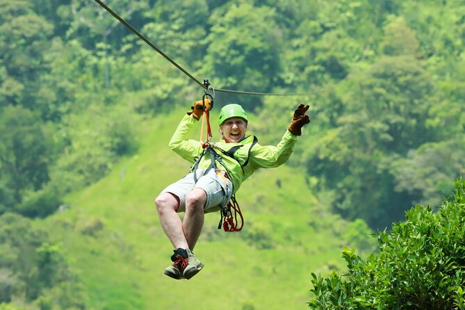 Extreme Zipline tour in Monteverde - Getting between platforms: the workout part you should plan for