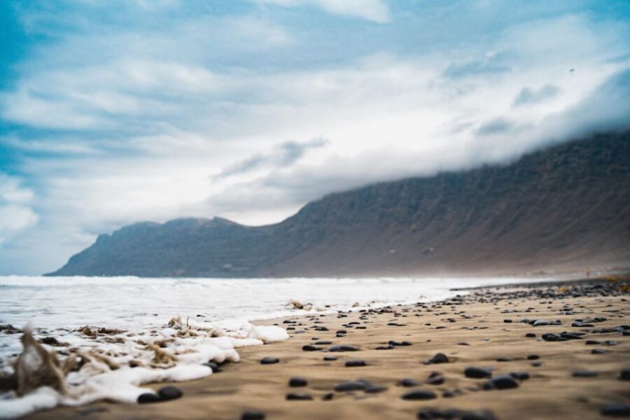 Famara Beach: Surfing Lessons with Videos - Why Famara Beach Works for Beginner-Friendly Surf Lessons