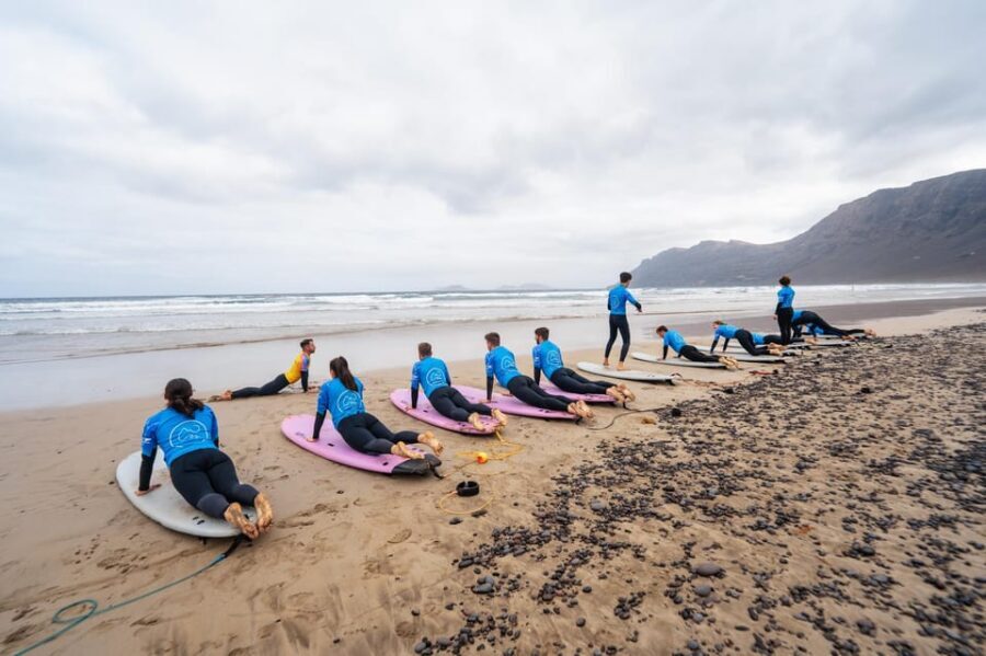 Famara Beach: Surfing Lessons with Videos - Your Time on the Waves: 2.5 Hours of Trying, Falling, and Improving