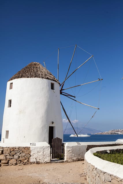 Feel like a local - Walking Tour in Mykonos Town 2hours - Chora’s narrow streets: where you feel the island daily rhythm