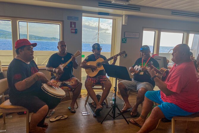 Ferry Transfer between Papeete, Tahiti and Moorea - Docking in Moorea: Easy Disembark and Quick Next Steps