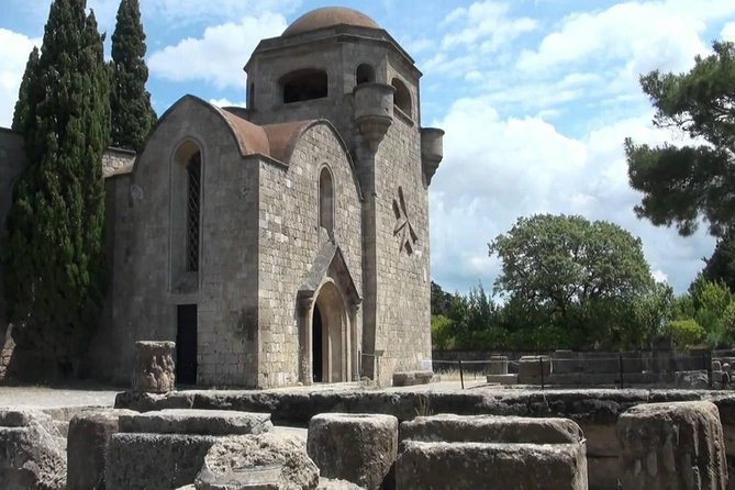 Filerimos Hill & Valley of Butterflies - Filerimos Hill monastery: the Golgotha pathway and ruins