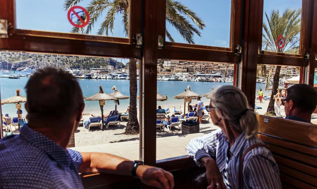 From Alcúdia: Soller Train and Tram Half Day Tour - Sóller free time: how to spend about half an hour well