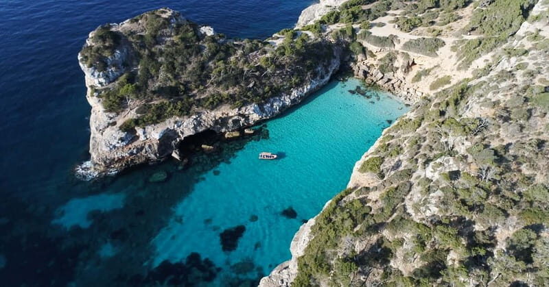 From Cala Figuera: Boat Tour to Cala Marmols & Caló de Moro - Meeting at RedstarTours Excursiones: start next to the port
