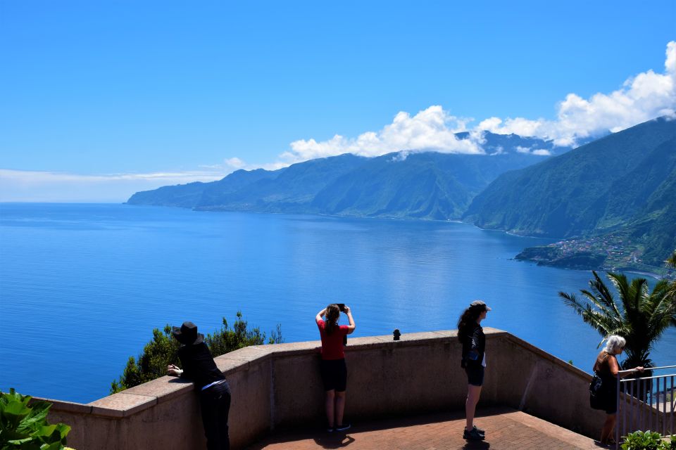 From Funchal: 2-Day Guided Tour of Madeira - Câmara de Lobos: the classic end-of-the day vibe