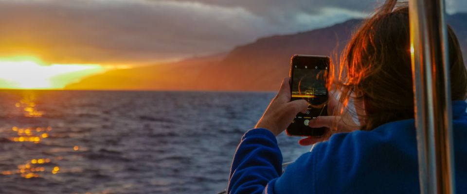 From Funchal: Cabo Girao Sunset Cruise on Luxury Catamaran - Sunset on the water: timing, colors, and why the return matters