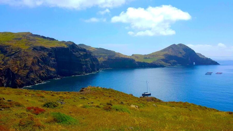 From Funchal: Ponta de São Lourenço/Caniçal Full-Day Hike - The 8-hour rhythm: walking pace, breaks, and what to pack