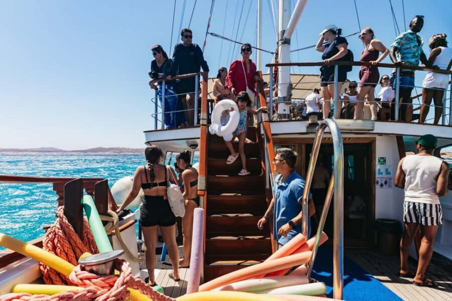 From Mykonos: Cruise to Delos and Rhenia with Lunch - Rhenia Swim Time and the Return-Trip Fun Factor