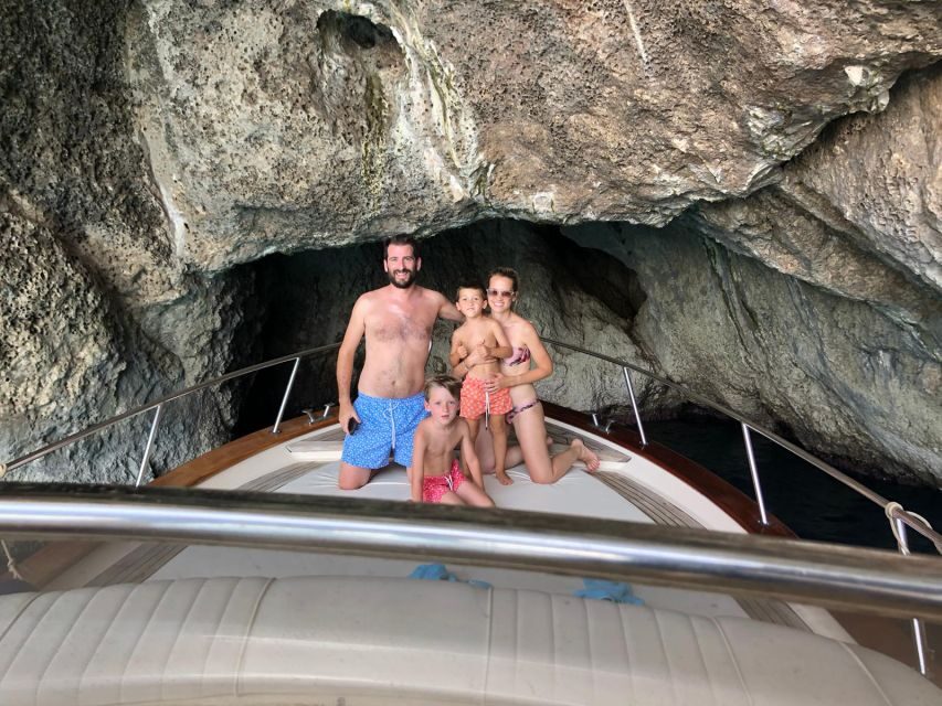 From Naples: Boat Tour to Capri Island with Aperitiv - Naples to Capri by gozzo: why the views feel different