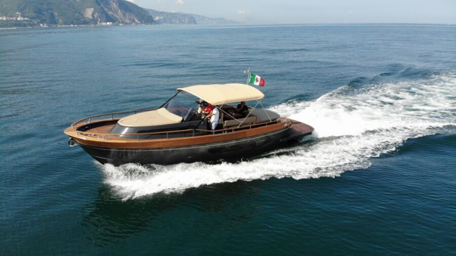 From Naples: Boat Tour to Capri Island with Aperitiv - The ride out: a fast crossing with real “Bay of Naples” energy