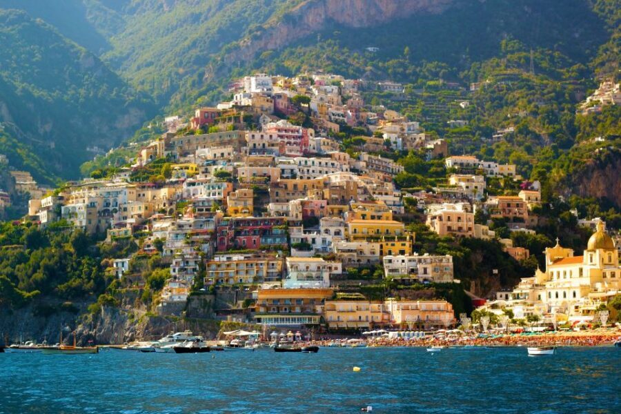 From Naples: Boat Tour to Capri Island with Aperitiv - Exploring Capri town: how to use your time well