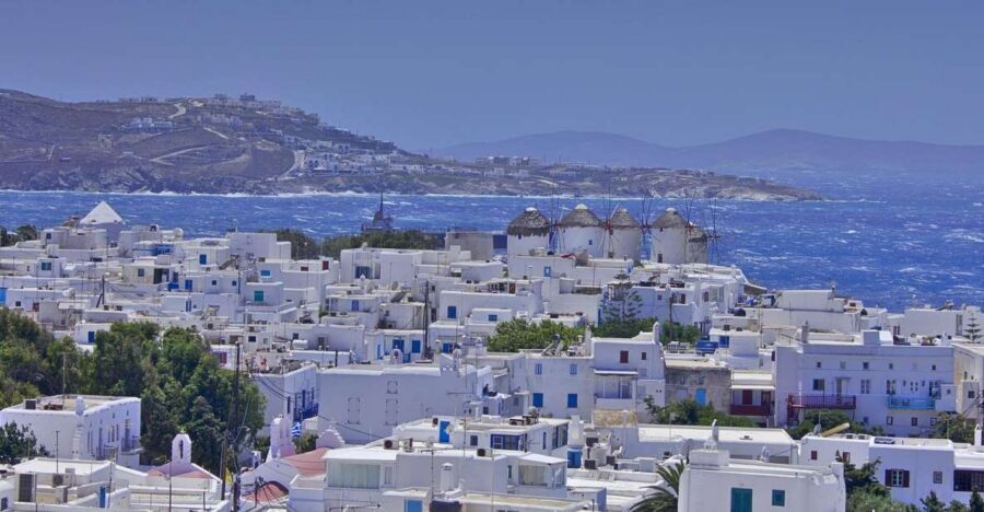 From Naxos: Round day trip to Mykonos Island - Beach Bars vs. Classic Town: How to Decide