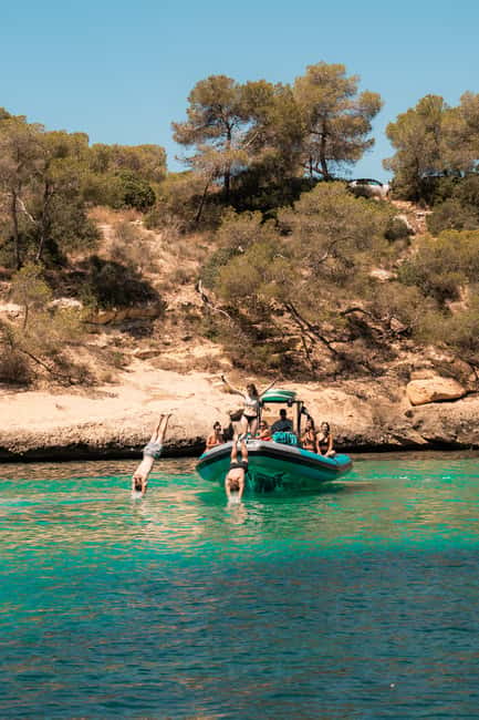 From Palma: 2-Hour Speedboat Tour with Drinks and Snorkeling - Speed and sea toys: the real point of this 2-hour tour