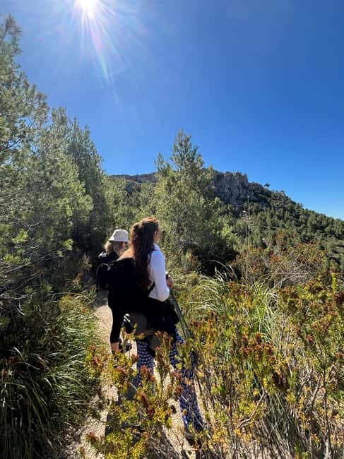 From Palma: Sierra de Tramuntana Hiking with small Picnic - What to Wear (So You Don’t Spend the Day Miserable)