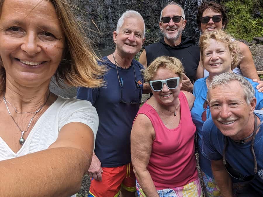 From Papeete: Tahiti Highlights Full-Day Private Tour - Grottes De Maraa: a cool cave break inside island nature