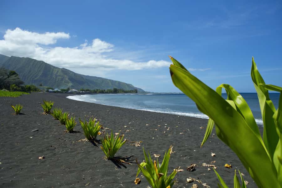 From Papeete: Tahiti Highlights Full-Day Private Tour - Taravao Lookout (Belvédère de Taravao): Tahiti Nui and Tahiti Iti in one view