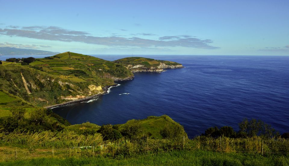 From Ponta Delgada: Lagoa do Fogo & Hot Springs Day Trip - Salto do Cabrito and the coastal photo circuit