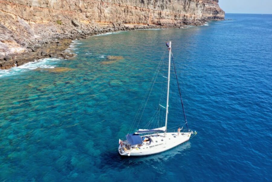 From Puerto de Mogán: Sailboat Trip with Food and Drinks - What to Bring (So You Don’t Bake or Ditch Your Towels)