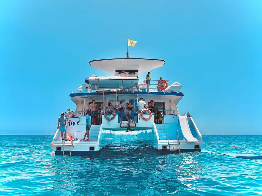 From Puerto Rico: Boat trip along the coast w/ Food & Drinks - The South-Coast Route: Cliffs, Bays, and Wildlife That Might Appear