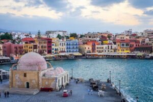 From Rethymno: Chania and Lake Kournas Day Trip - The cobblestone wander: Municipal Market, Halidon Street, and churches