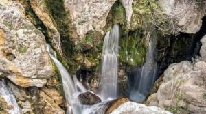 From Rethymno: Kourtaliotiko, Preveli Palm Beach, & Damnoni - Photo Stop at Kourtaliótiko Gorge: The Best Views Come Fast