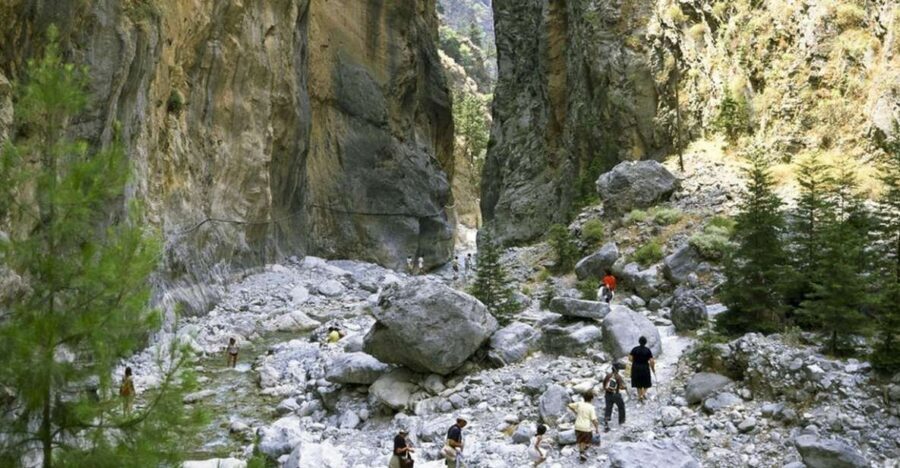 From Rethymno: Samaria Gorge Full-Day Trek, Pickup & Guide - Practical Packing: Small Choices That Prevent Big Problems
