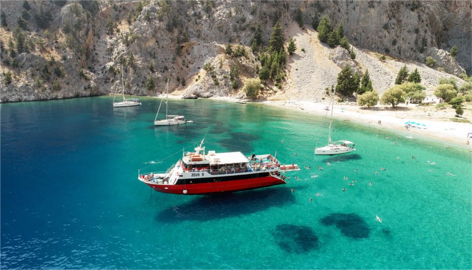 From Rhodes: Cruise to Symi Island and Saint George's Bay - Gialos in Symi: how to use your time for harbor walks and lunch