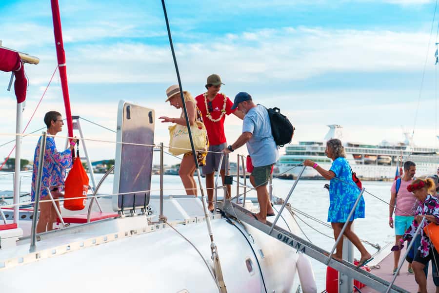 From Tahiti: Tetiaroa Island Tour by Sailing Catamaran - Tahiti stop: local snacks and a short dance show
