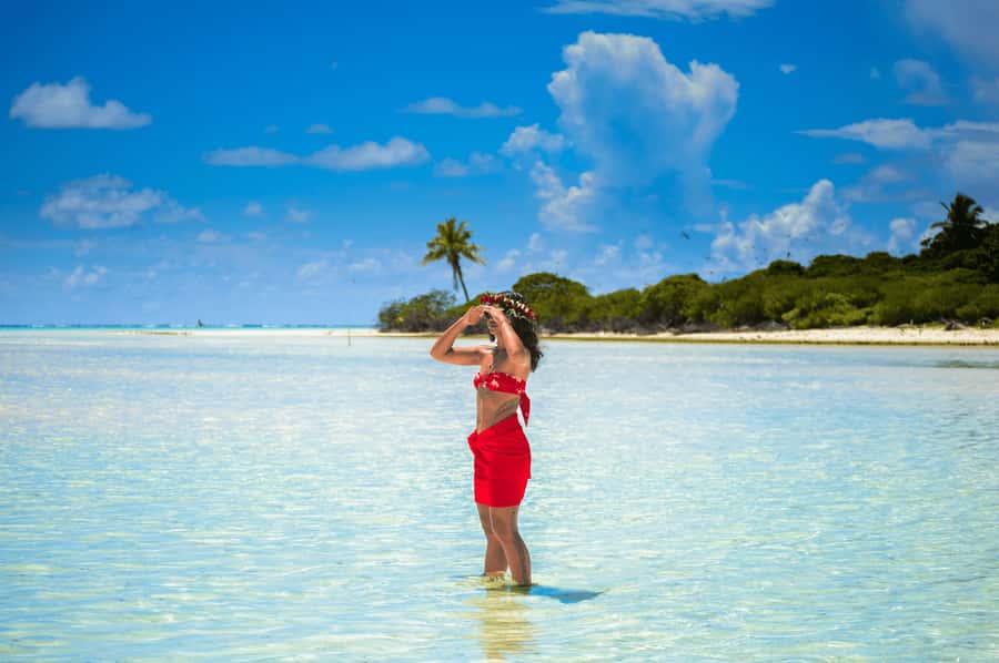 From Tahiti: Tetiaroa Island Tour by Sailing Catamaran - Before you leave: fruit salad and punch on the way back