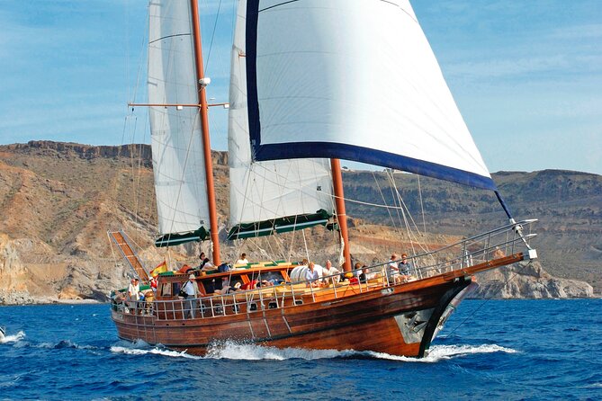 Fuerteventura: Aphrodite Exclusive Gulet with Food and Drinks - What to bring and what to expect (so you enjoy the day)
