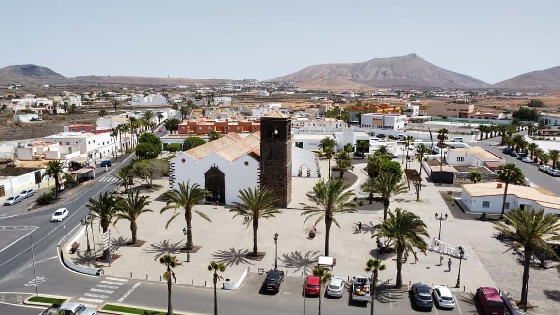Fuerteventura :Dunas Corralejo, La Oliva Iglesia:¡cruceros! - What You Really Get for Around $46