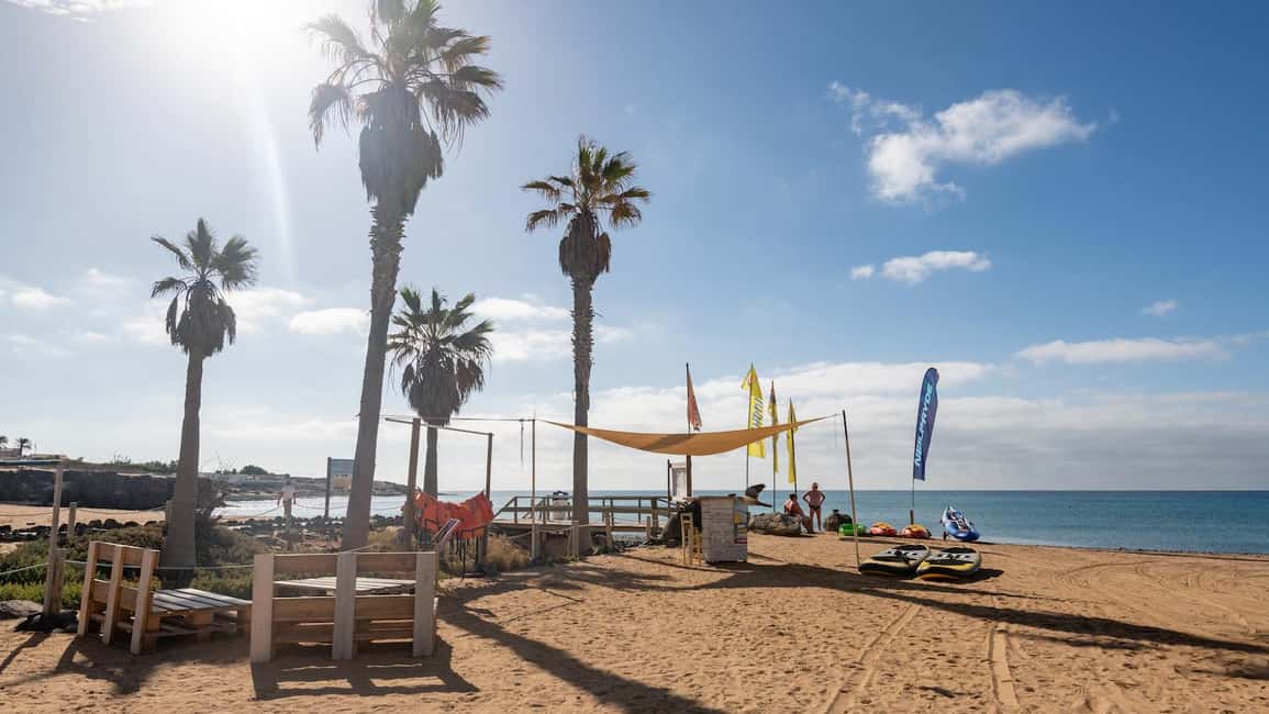 Fuerteventura: Explore Costa Calma Bay on a SUP Board! - A one-hour paddle in Costa Calma Bay: what you’ll actually do